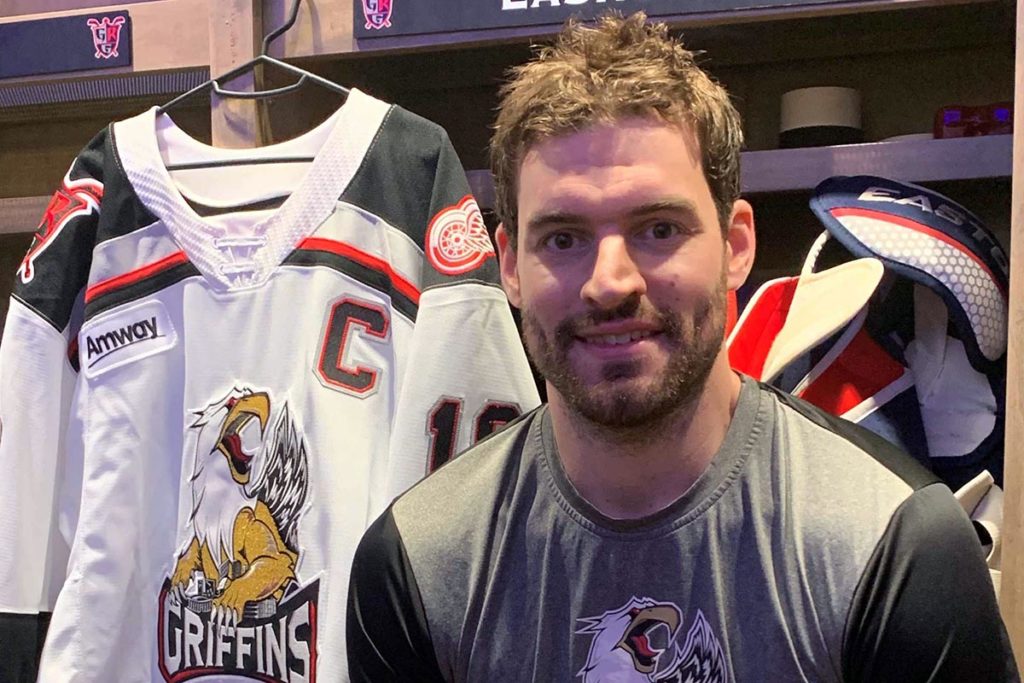 Griffins name Lashoff captain