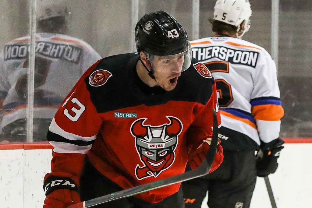 Binghamton signs Thomson to AHL deal