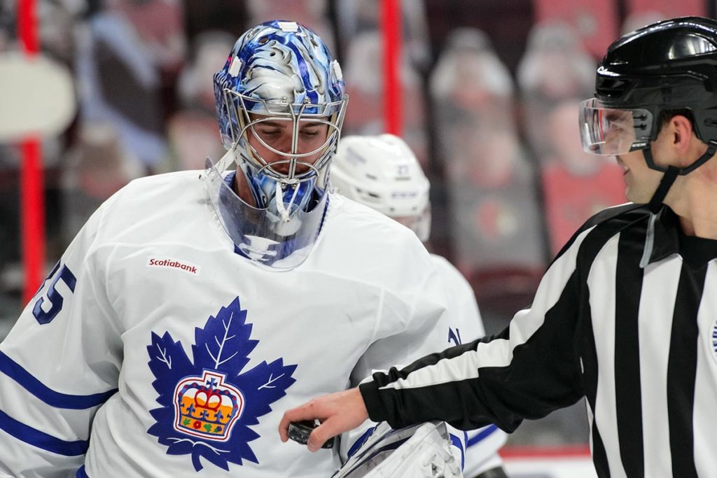 Maple Leafs, Woll agree to one-year extension