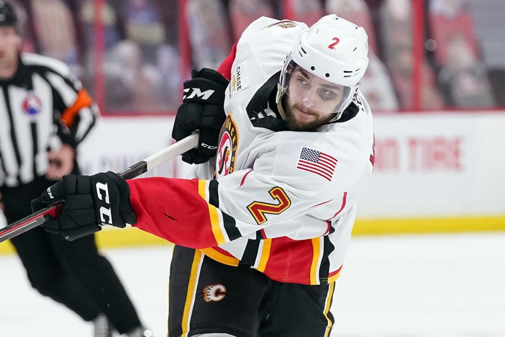 Flames re-sign Mackey