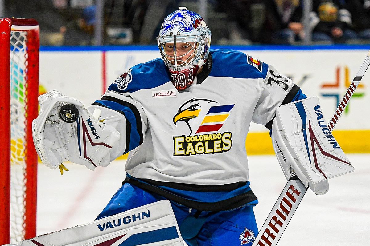 Colorado Avalanche goalie Pavel Francouz to make return from