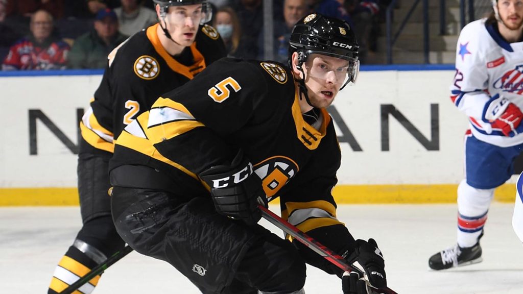 Bruins, Ducks swing deal