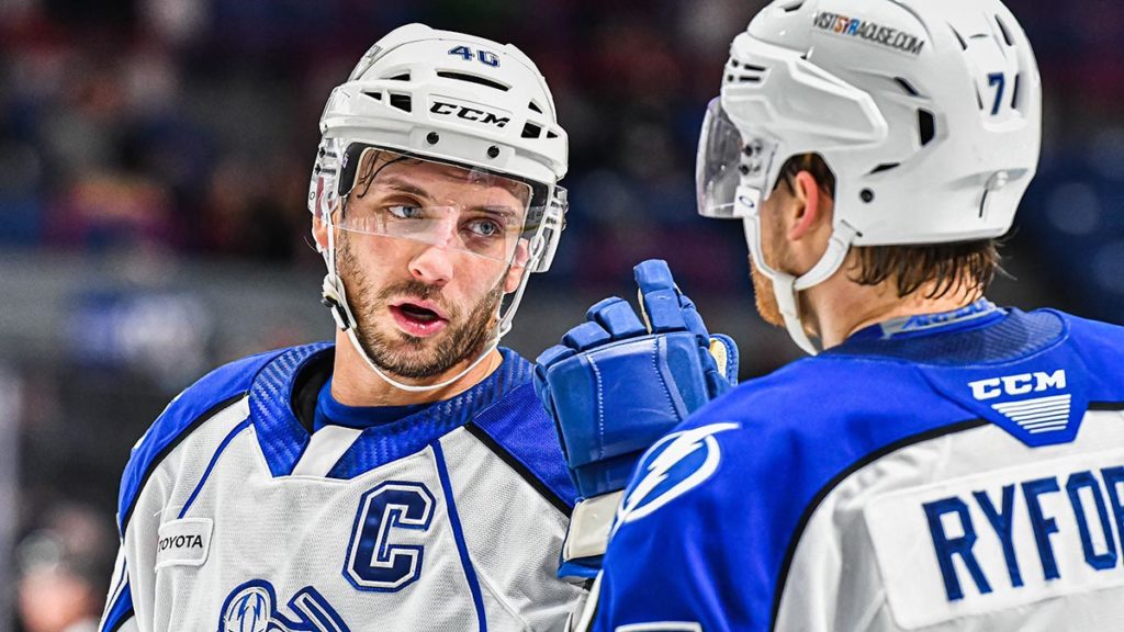 Crunch sign Dumont to two-year deal