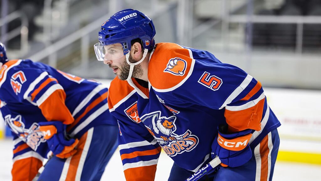 Oilers sign Demers to NHL deal