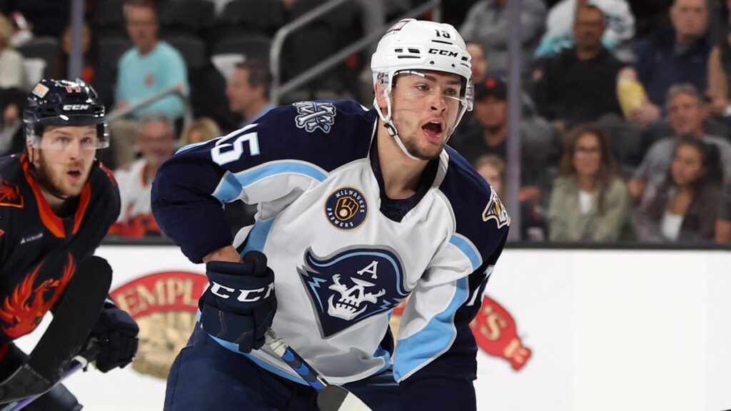 Bears sign Huntington