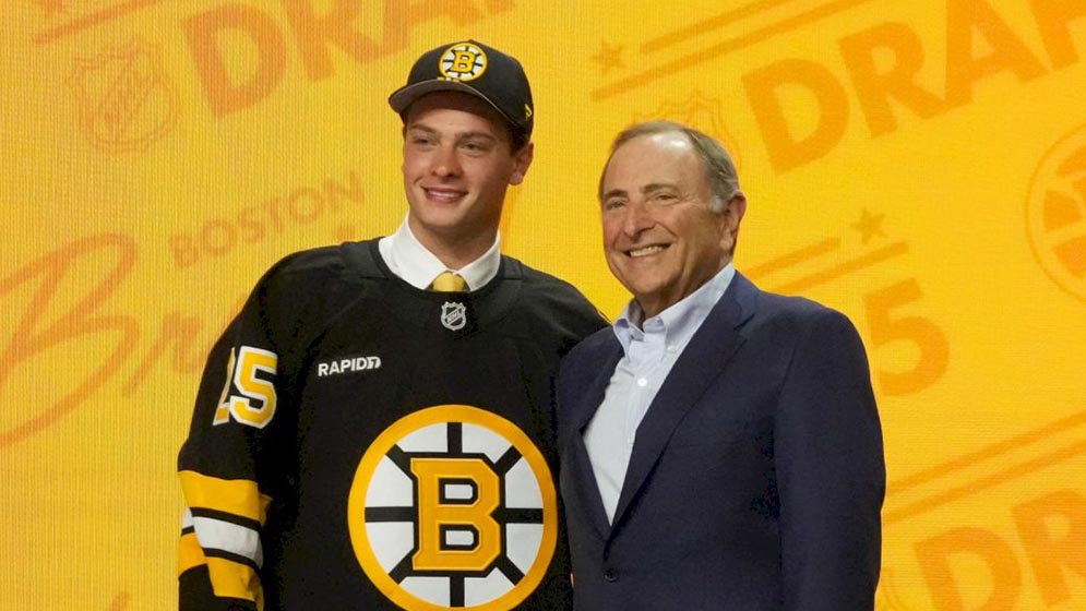 Bruins sending Hagens to Providence