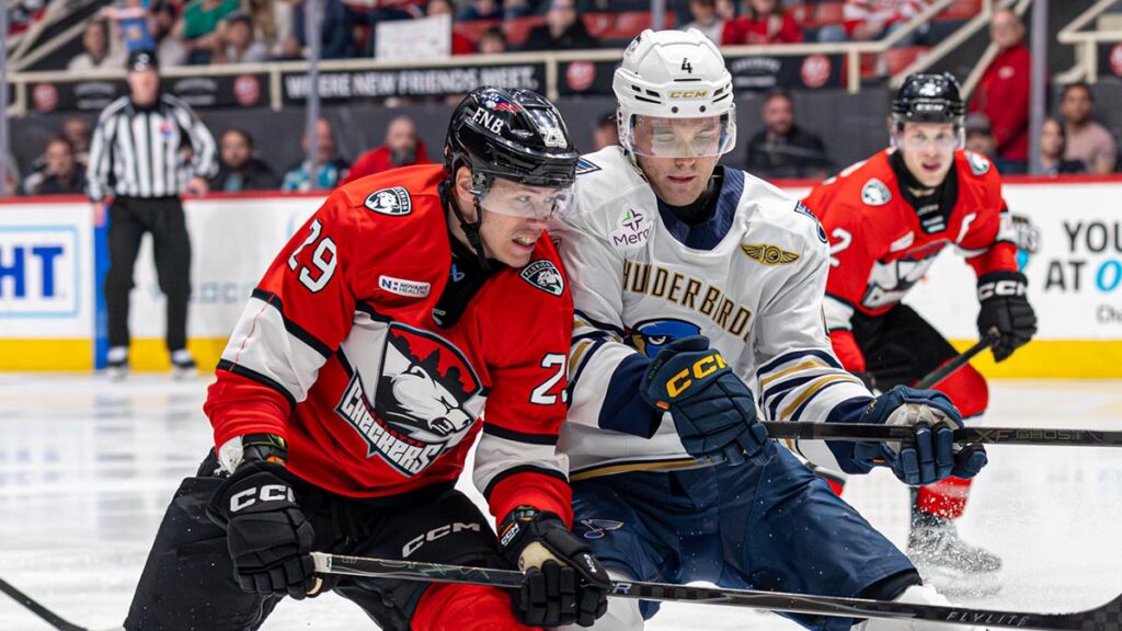 Thunderbirds rebound to extend series