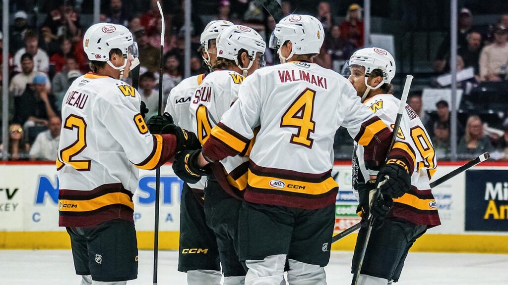 Wolves rally to take Game 2, grab 2-0 series lead | TheAHL.com