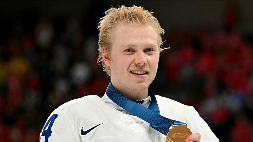 Amerks’ Helenius scores golden goal for Finland